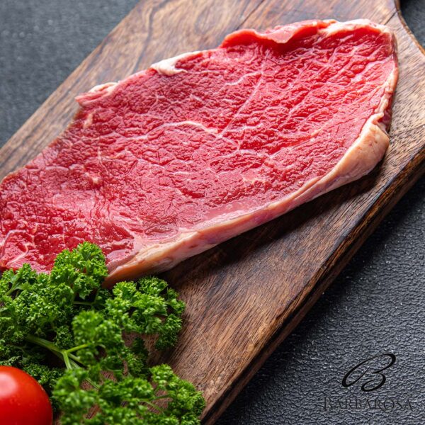vrabioara maturata de vita angus dry aged striploin